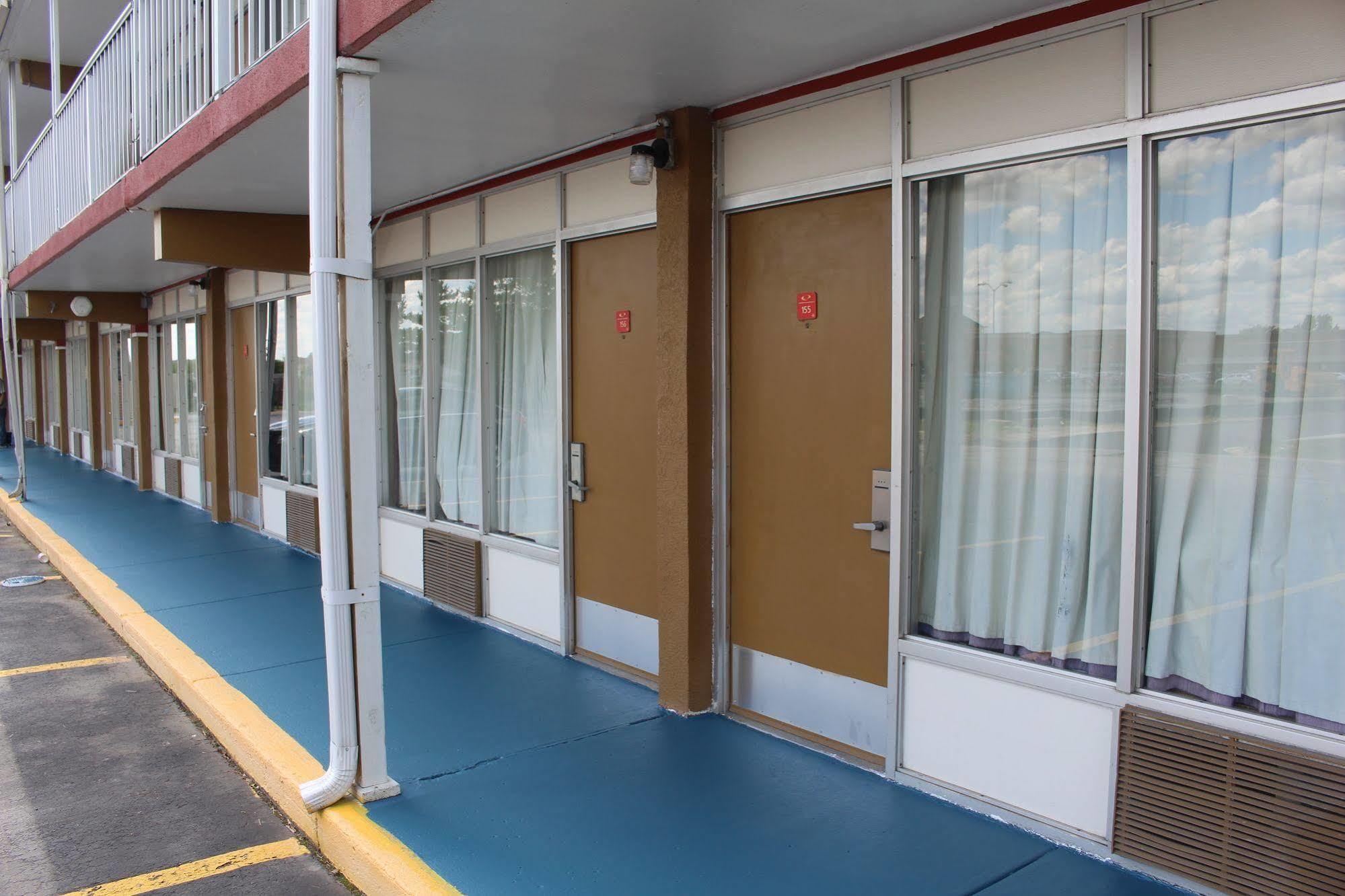 Econo Hospedaje Perrysburg Exterior foto